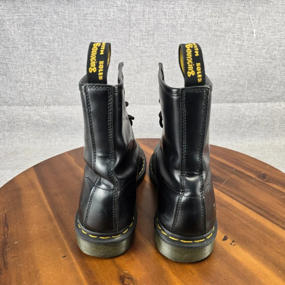 Dr. Martens 1460 Smooth Black Leather 8-Eye Combat Boots Mens 9 Womens 10 11821